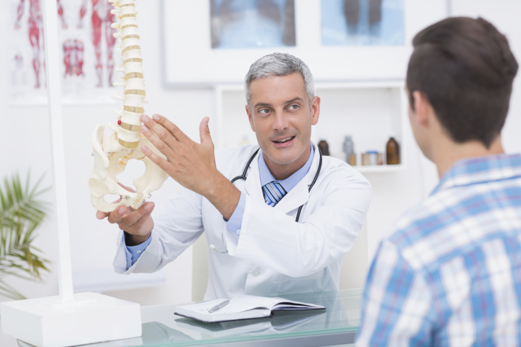Chronic Knee Pain: New Treatments to be Discussed | Comprehensive Pain Management Center